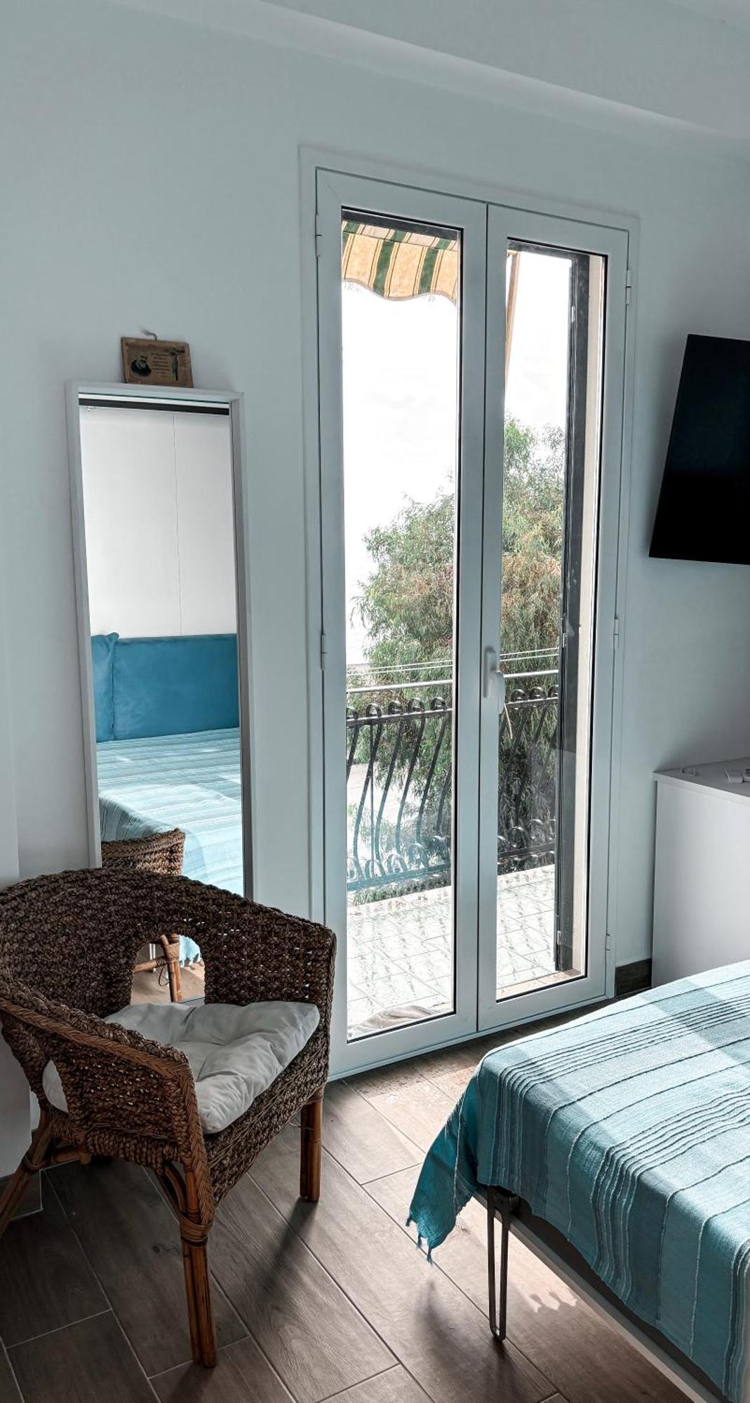 Bilocale Affacciato Sullo Stretto Apartment Messina Exterior photo